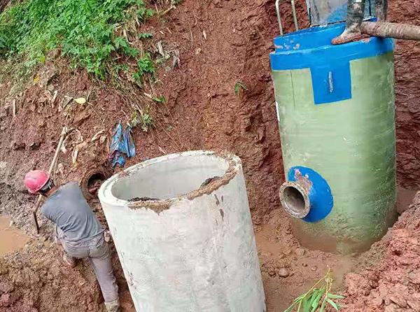泸州一体化提升泵安装现场